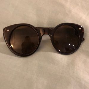 Cute cat eye tortoise shell sunglasses